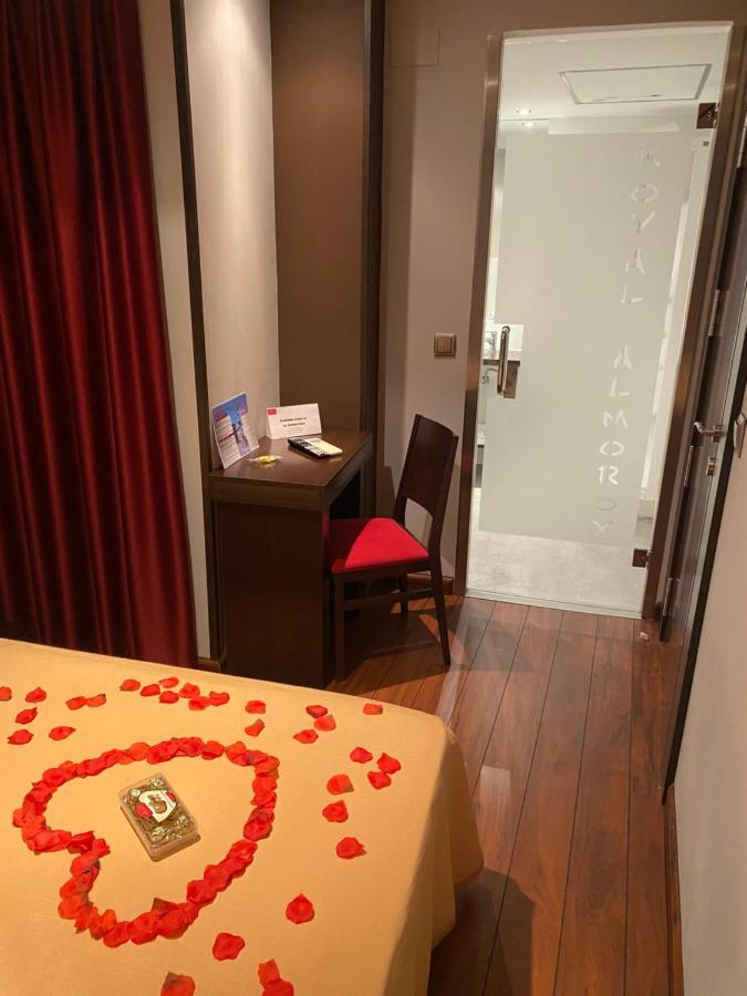 Hostal Royal Almorox エクステリア 写真