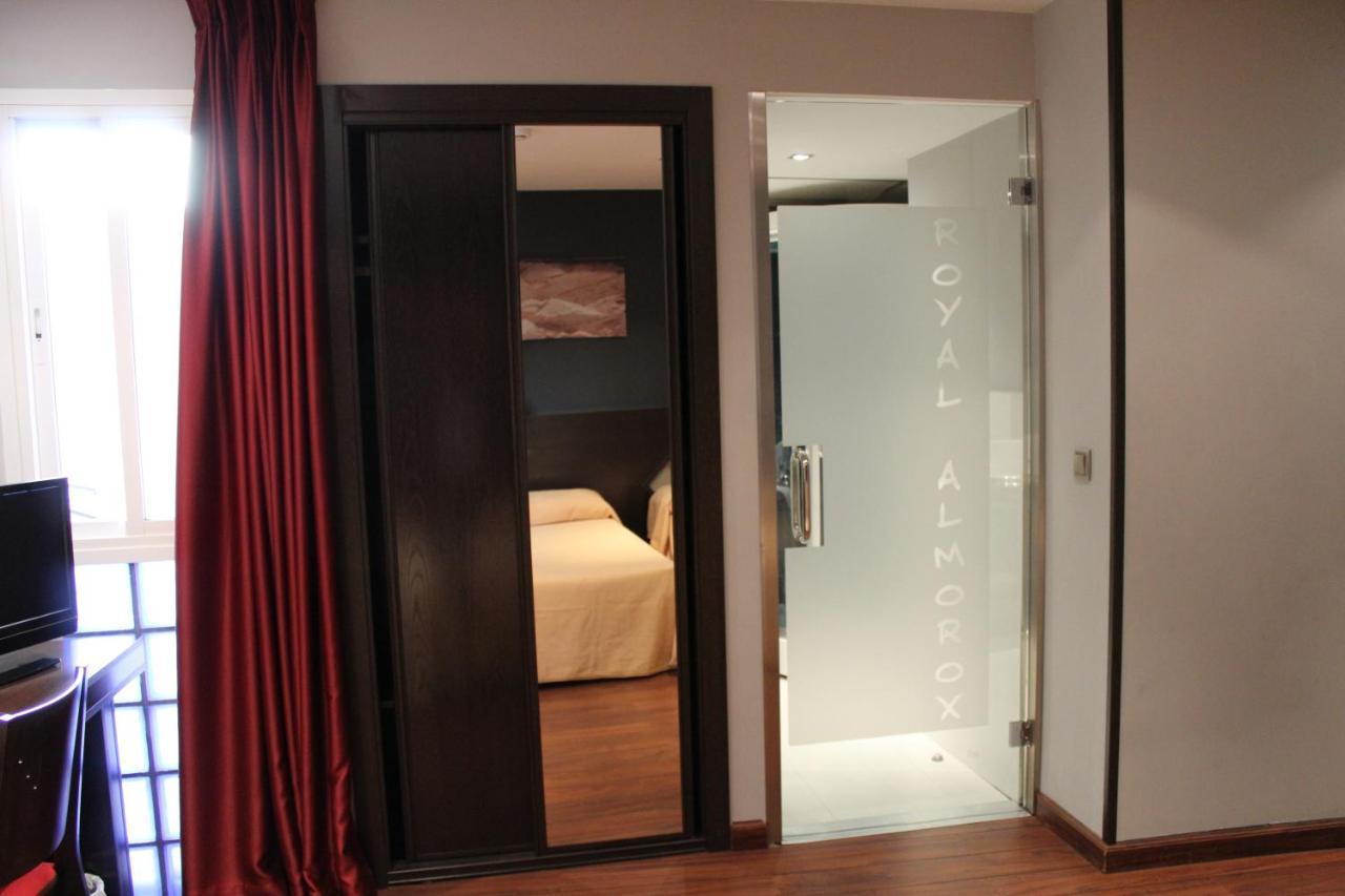 Hostal Royal Almorox エクステリア 写真