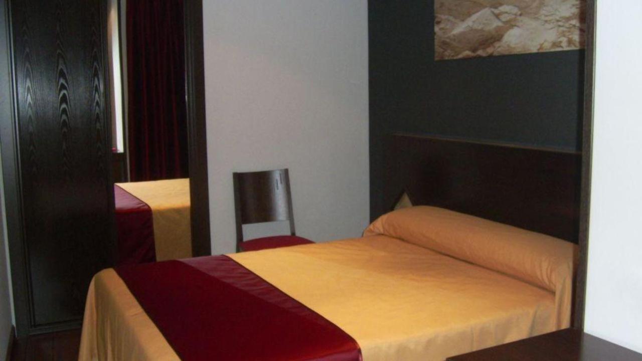 Hostal Royal Almorox エクステリア 写真