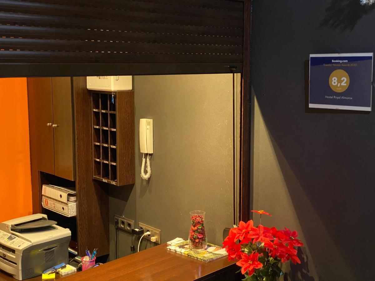 Hostal Royal Almorox エクステリア 写真