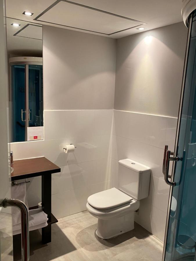 Hostal Royal Almorox エクステリア 写真